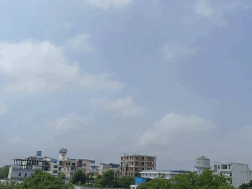 सीकर में आज हल्की बूंदाबांदी की संभावना:तापमान में गिरावट दर्ज, अब तक औसत से 9% कम बरसात हुई