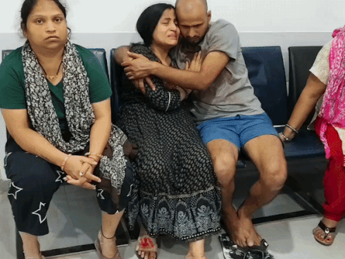 गुरुग्राम में दो साल की बच्ची को कार ने कुचला:घर के बाहर खेल रही रही थी मासूम बच्ची, पिता आईटी इंजीनियर, अस्पताल ले जाते समय मौत