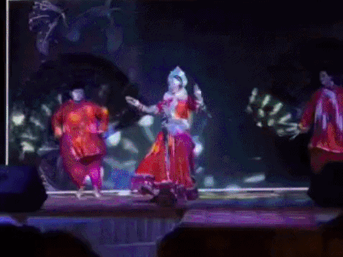 तस्वीरों में देखिए जन्माष्टमी पर कृष्ण रंग में रंगा मेरठ:कहीं सांस्कृतिक कार्यक्रम तो कहीं राधा-कृष्ण बने बच्चे, भव्य सजावट और मटकी फोड़ ने मोहा मन
