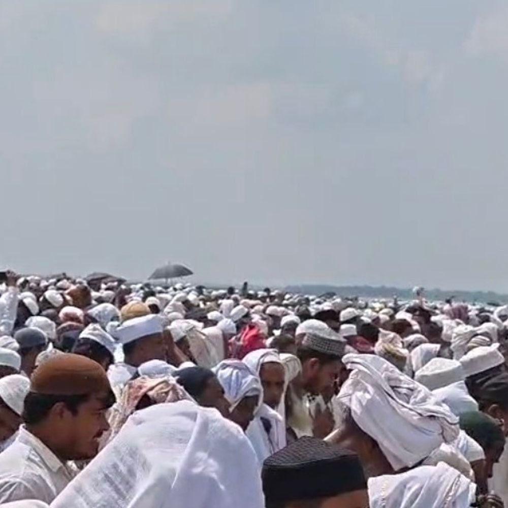 पूर्व मंत्री अब्दुल जलील राजकीय सम्मान के साथ सुपुर्द-ए-खाख:पैतृक आवास पर पुलिस जवानों ने दी सलामी, कांग्रेस प्रदेश अध्यक्ष सहित कई दिग्गज पहुंचे