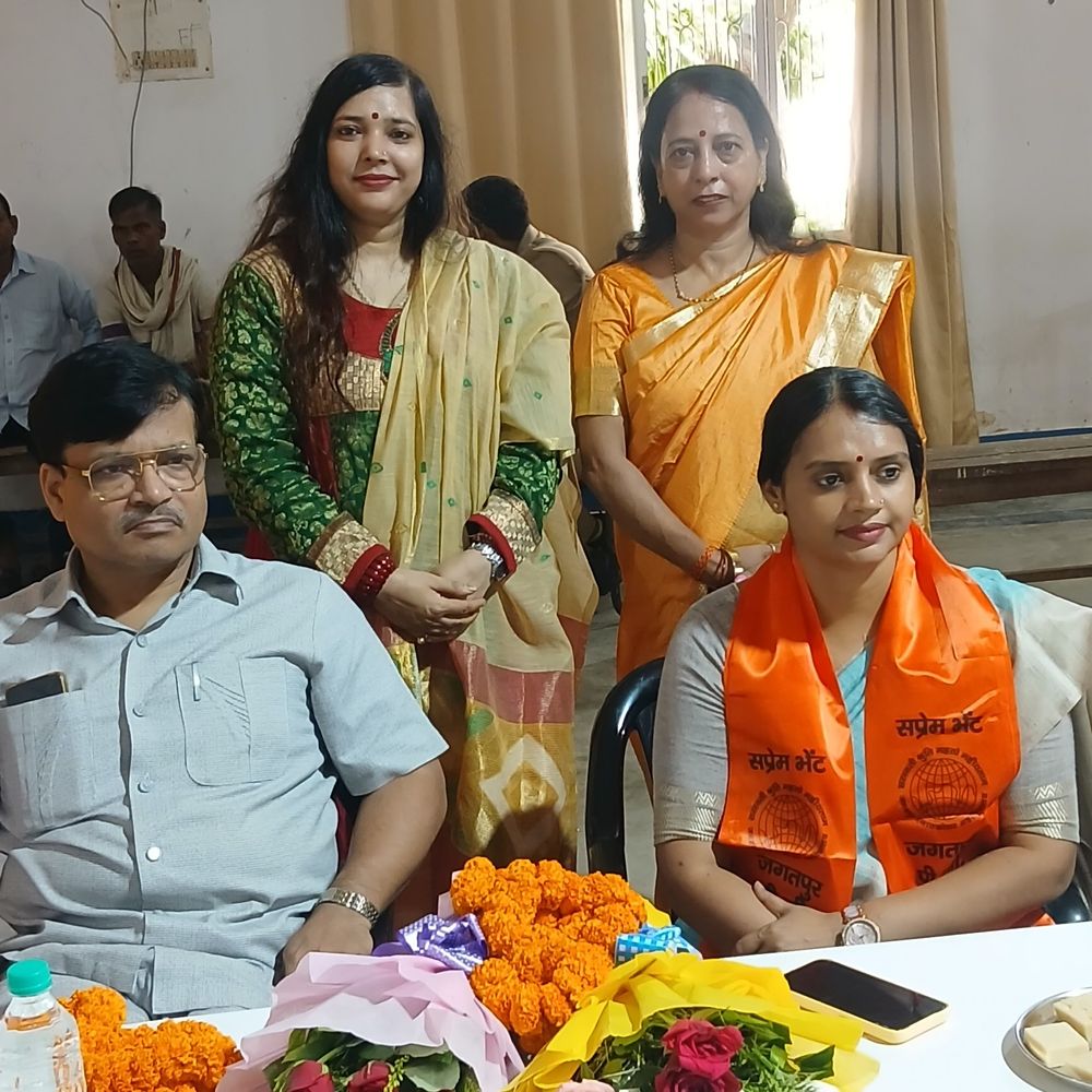 जगतपुर में काशी सांसद सांस्कृतिक महोत्सव का शुभारंभ:जिला पंचायत अध्यक्ष ने कार्यक्रम का किया उद्घाटन, प्रतिभागियों ने नृत्य और गायन दीं प्रस्तुतियां