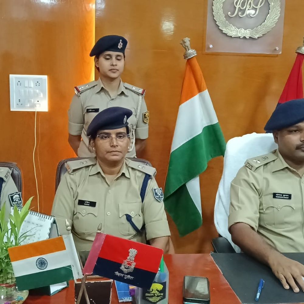 मधुबनी में आर्केस्ट्रा से 40 नाबालिग लड़कियां बचाई गई:2 रात पुलिस ने चलाया अभियान, शोषण के आरोप में संचालक और 3 महिला समेत 15 गिरफ्तार