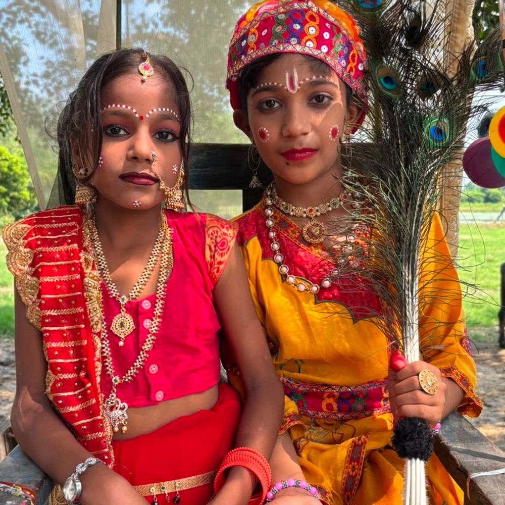 हरदोई में रामडोल शोभायात्रा निकली:नौवें दिन राम डोल में झांकियां शामिल रहीं, कलाकारों की मनमोहक प्रस्तुतियों ने मोहा