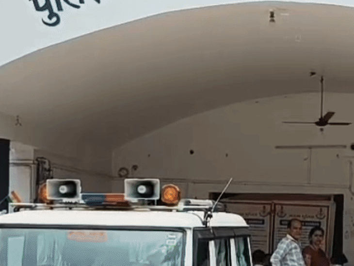 छात्रा को फिजिकल-रिलेशन के लिए धमकाने वाले आरोपी पर मुकदमा:सतना में पिटाई का वीडियो वायरल होने के बाद पुलिस ने की कार्रवाई, छात्र पर बीएनएस में केस