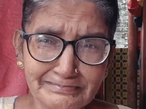 हत्यारोपी की मां बोली…कंधे पर हाथ रखने वाला कोई नहीं:रेलबाजार की संकरी गली में तीसरी मंजिल पर रहता था विशाल गौतम