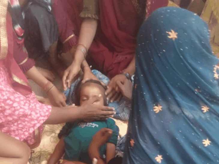 बरेली में गहरे नाले में डूबने से मासूम की मौत:रामलीला ग्राउंड के सामने खेल रहा था, परिवार में मातम