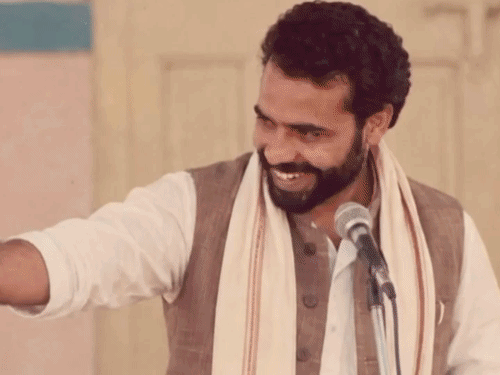80s AI ट्रेंड में नेताओं की एंट्री, मोदी-राहुल का रेट्रो-लुक:कैबिनेट मंत्री नंदी समेत देश भर के कई दिग्गज नेता शेयर कर रहे हैं अपना लुक