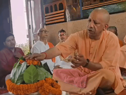 गोरखनाथ मंदिर में ‘ज्ञान- यज्ञ’ में शामिल होंगे CM:श्रद्धांजलि समारोह के तहत शुरू होंगे विभिन्न कार्यक्रम, 30 सितंबर तक होगा आयोजन
