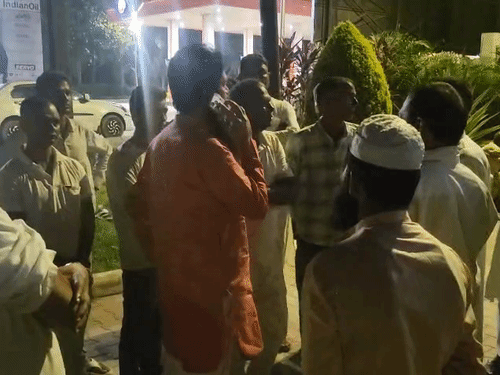 सहारनपुर में एक्सीडेंट में बाइक सवार युवक की मौत…एक घायल:नील गाय सामने आने से हुआ हादसा, कल आनी है भतीजी की बारात, मुजफ्फरनगर से गांव लौट रहे थे दो युवक