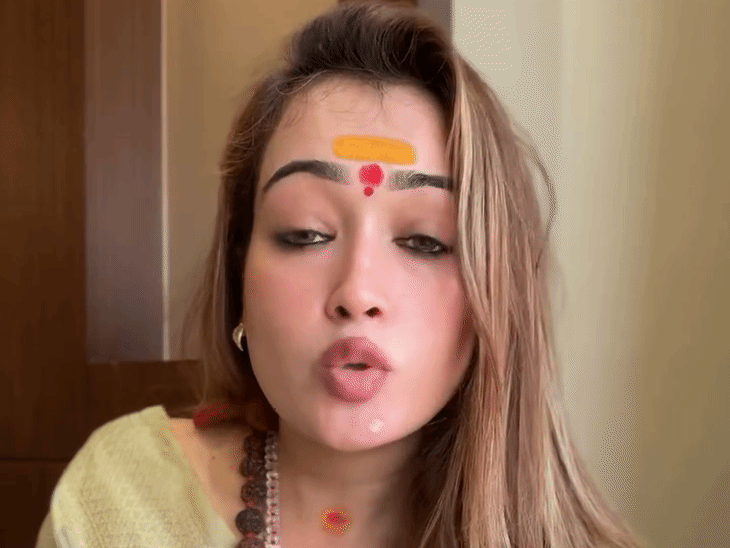 साध्वी हर्षा ने शंकराचार्य को ‘दोगला’, ‘तथाकथित संत’ बताया:अविमुक्तेश्वरानंद समेत कई संतों पर भड़कीं; बोलीं- अंजलि अरोड़ा की मां सीता किरदार पर चुप्पी क्यों?