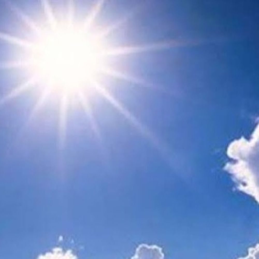 रात में ठंडी हवाएं, सुबह तेज धूप से उमस:अलीगढ़ में लगातार बदल रहा मौसम, आज भी बूंदाबांदी के आसार