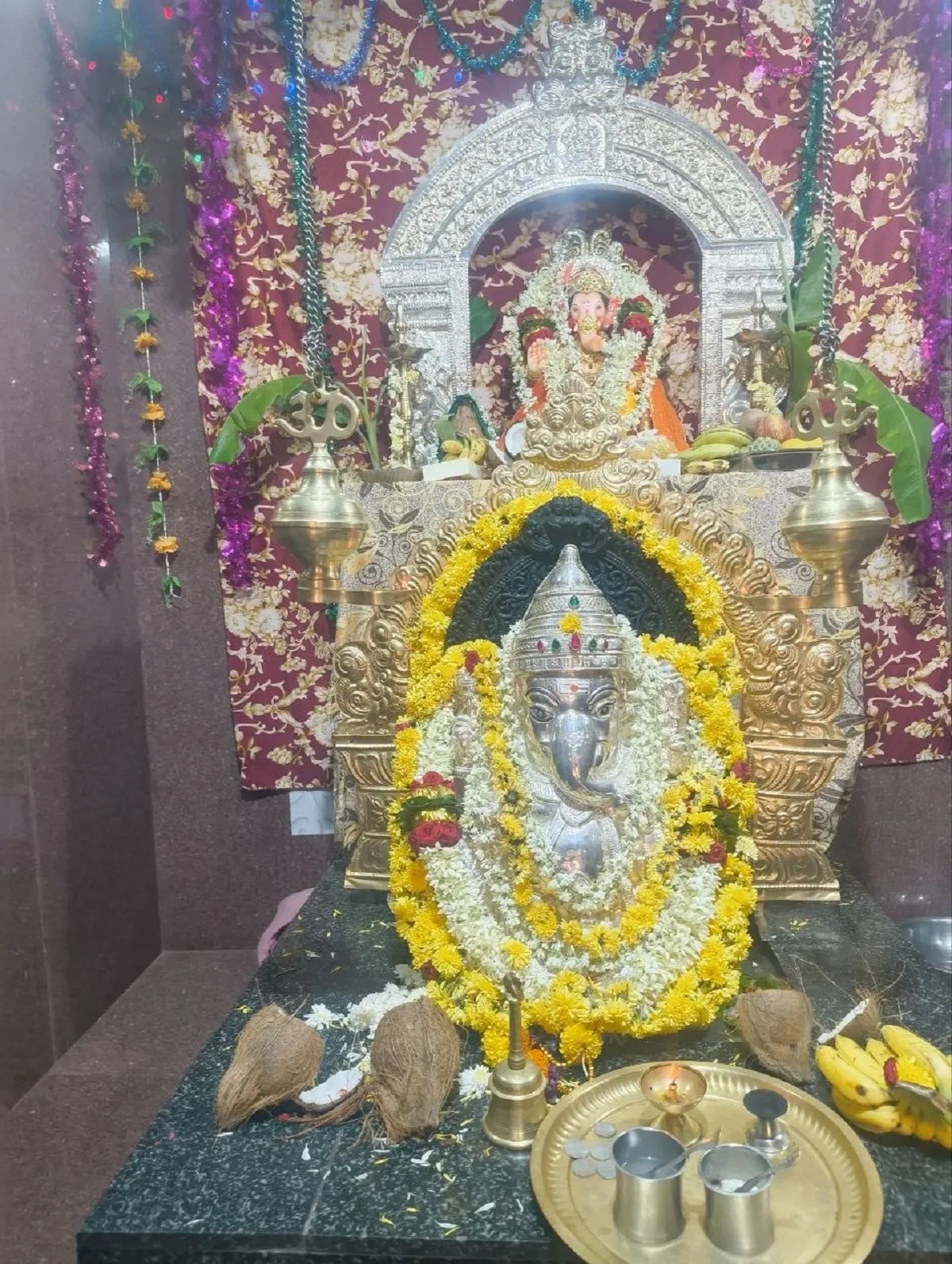 गणेश मंदिर में आस्था का उत्सव, चांदी के कवच से सजे विघ्नहर्ता, 66वीं वर्षगांठ पर पांच दिवसीय महोत्सव