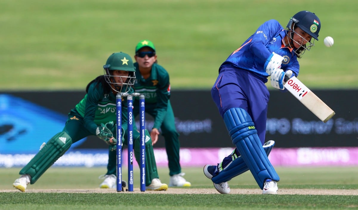 Women’s Asia Cup में India-Pakistan की भिड़ंत: Dubai की ‘संतुलित’ Pitch पर किसका चलेगा राज?