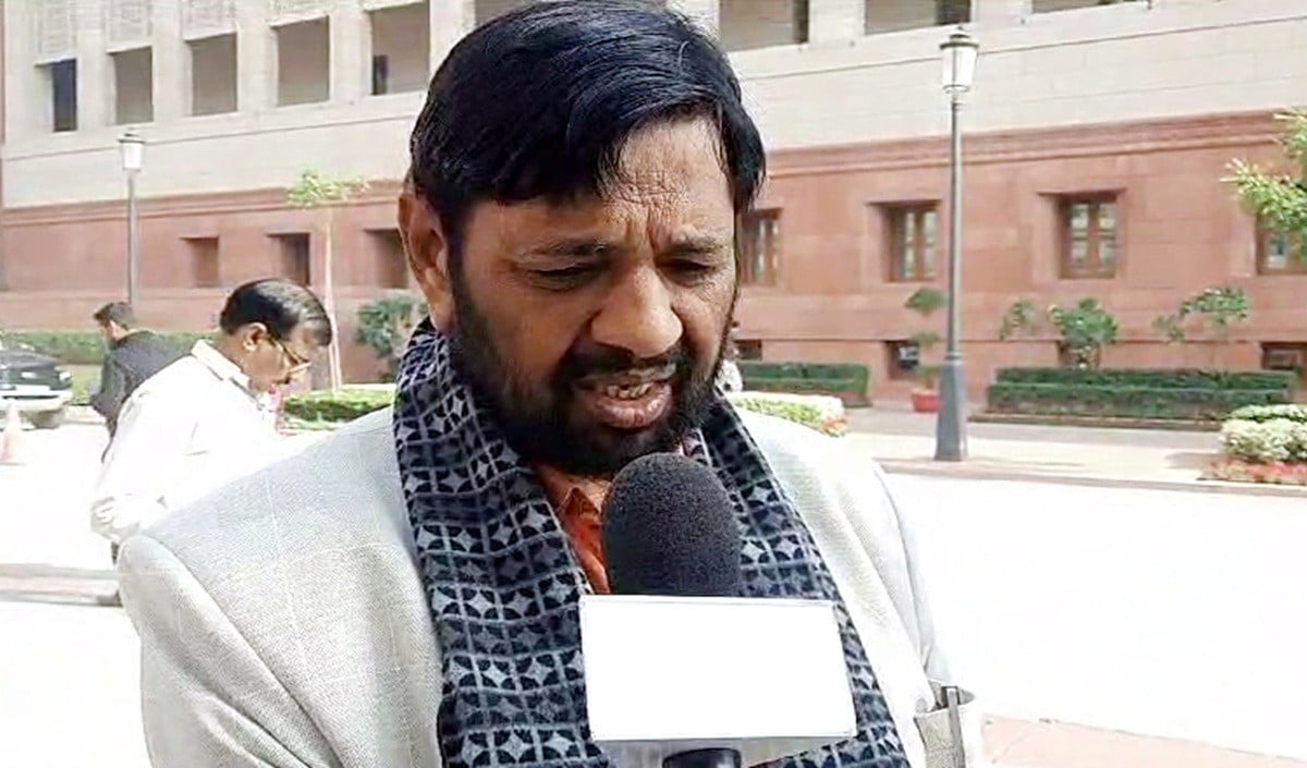 पूर्व केंद्रीय मंत्री Kaushal Kishore के ‘X’ पोस्ट से UP में सियासी अटकलें तेज, 2027 चुनाव पर नजर
