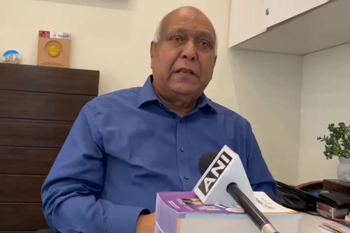‘डोनाल्ड ट्रंप ने किया सेल्समैन की तरह काम’, बोइंग डील पर बांग्लादेश के एविएशन एक्सपर्ट का बयान