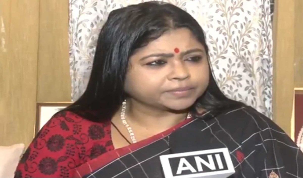 Bageshwar Baba के मांसाहार बयान पर बंगाल में सियासी घमासान, BJP ने कांग्रेस पर साधा निशाना