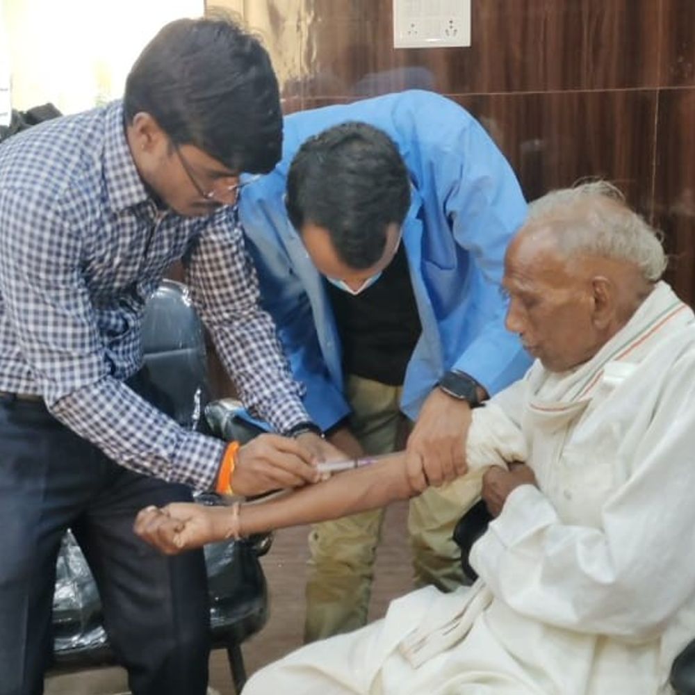 ग्वालियर में डेंगू के 94 मरीज आए सामने:स्वास्थ्य विभाग ने मुरार और हजार बिस्तर में आइसोलेशन वार्ड बनाएं