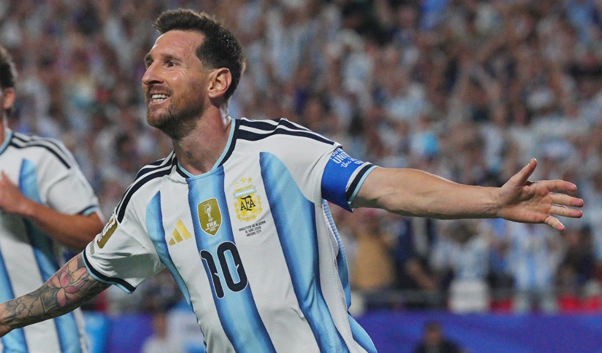 Lionel Messi Retirement: 21 साल, 207 मैच और 125 गोल; आंकड़ों में देखें शानदार International Career