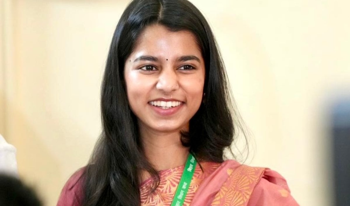 Maithili Thakur बोलीं- बिहार में सुरक्षित हूं, तो भड़के लेखक Neeraj Pandey ने याद दिला दी जमीनी हकीकत!