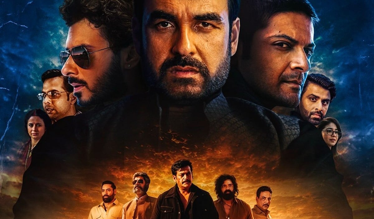 Mirzapur The Movie Review | Ravi Kishan का स्वैग कालीन भैया के दबदबे पर भारी, लेकिन कमज़ोर क्लाइमैक्स ने फीका किया मज़ा