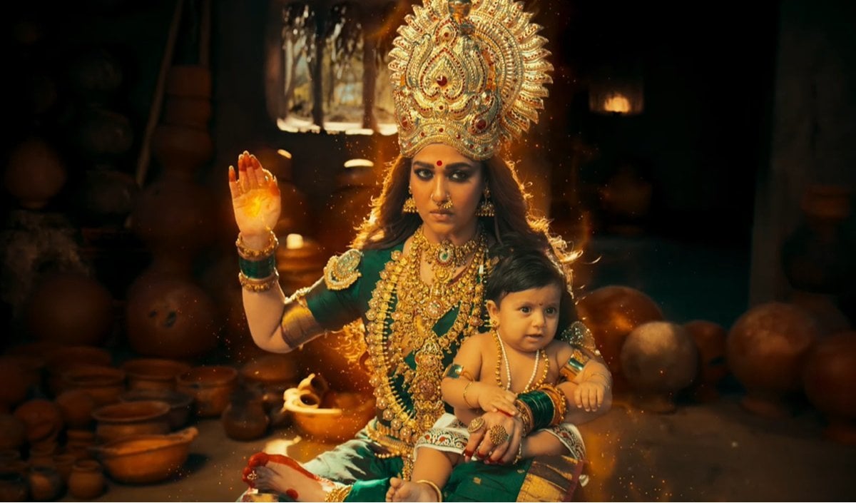 Mookuthi Amman 2 का धमाकेदार टीज़र रिलीज़: Nayanthara ने फिर धारण किया ‘महाशक्ति’ का अवतार, दिवाली पर होगी रिलीज़
