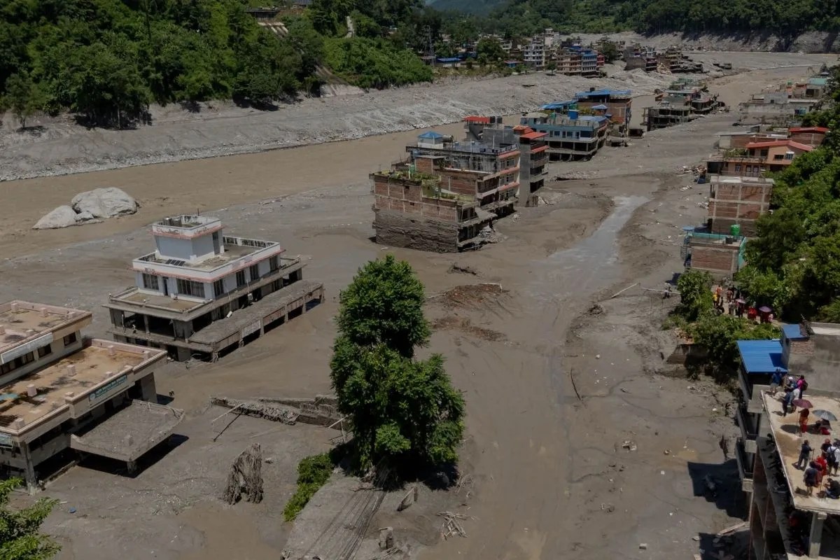 Nepal Flood: कई बार चेतावनी के बावजूद नहीं रुका काम, नुकसान इतना बड़ा कि अब नेपाल को भारत से खरीदनी पड़ेगी बिजली