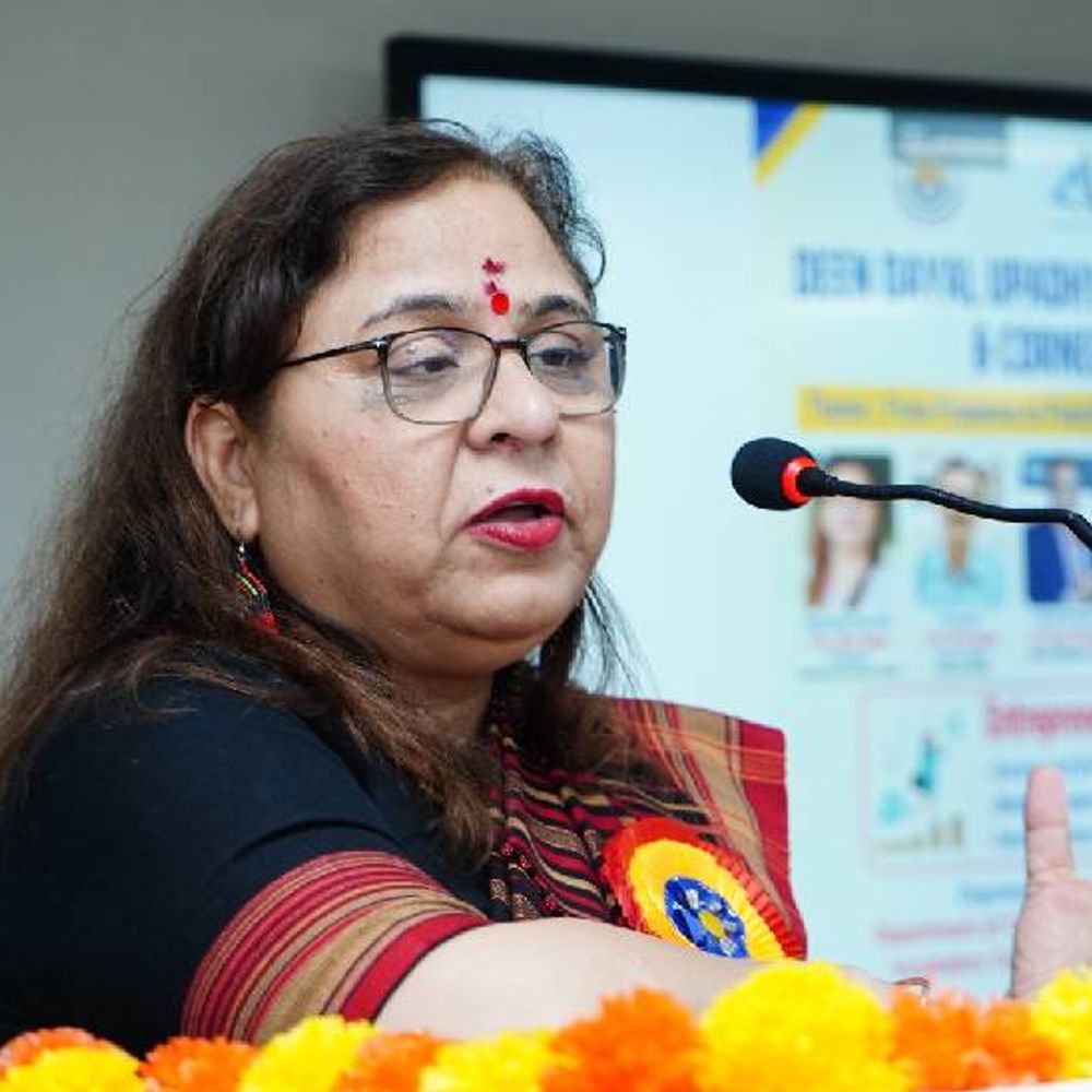 नेचर इंडेक्स से लेकर QS एशिया रैंकिंग तक:प्रो. पूनम टंडन के कार्यकाल में DDU को मिली इंटरनेशल पहचान, जानें उपलब्धियां