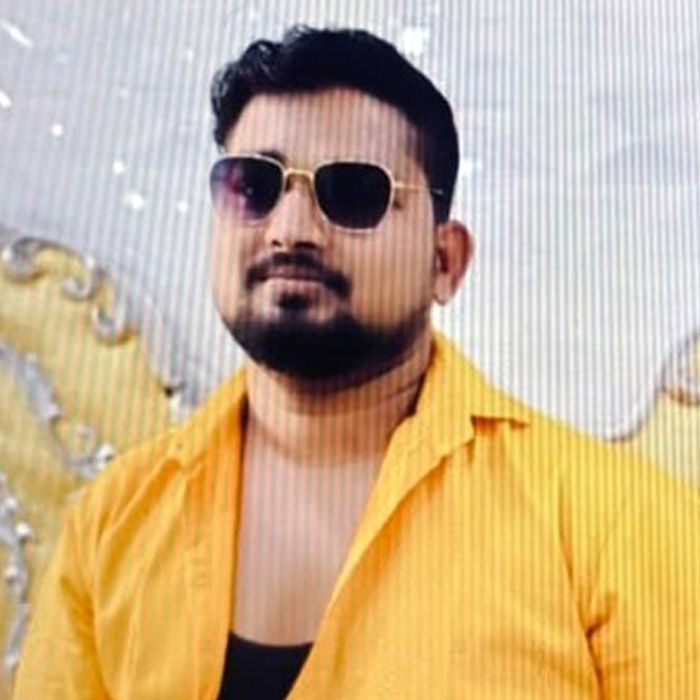 वाहन हटाने के विवाद में युवक को मारा चाकू:जमशेदपुर के बर्मामाइंस सुनसुनिया गेट के पास हमला, जख्मी टाटा मुख्य अस्पताल में भर्ती