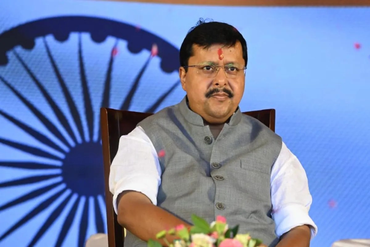 BJP-Congress: तेलंगाना में भाजपा अध्यक्ष को पुलिस ने उठाया तो बौखला उठी पार्टी, नितिन नविन ने कांग्रेस को दे दी चेतावनी