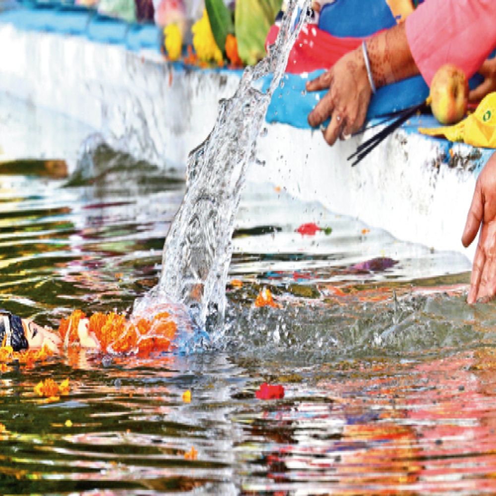 विनायक की विदाई:डिपो से भदभदा तक मेट्रो बैरिकेड्स तो 1 फीट पीछे हुए, पर 5 विसर्जन घाटों की राह में बाधाएं अब भी बरकरार