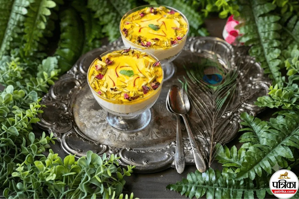 Panchamrit Cake Recipe: दस से भी कम स्टेप्स और तैयार हो जाएगा दूध, दही, घी, शहद और शक्कर वाला पंचामृत केक