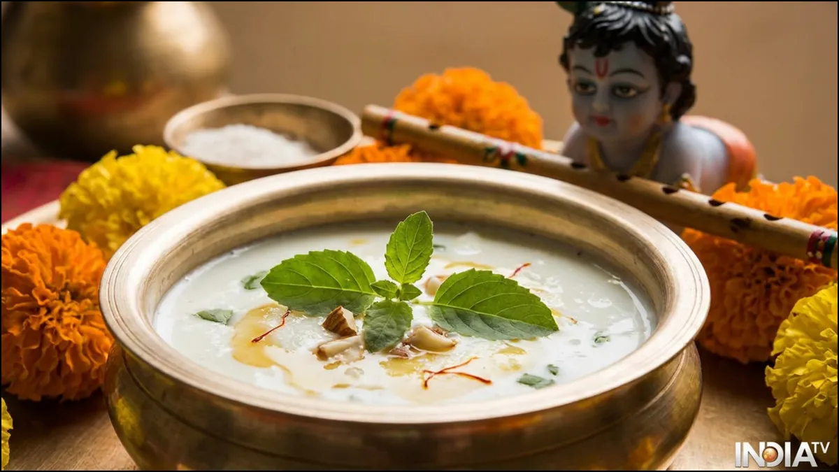 पंचामृत की रेसिपी, जानिए इसमें कौन सी 5 चीजें पड़ती हैं, श्रीकृष्ण जन्माष्टमी पर है विशेष महत्व