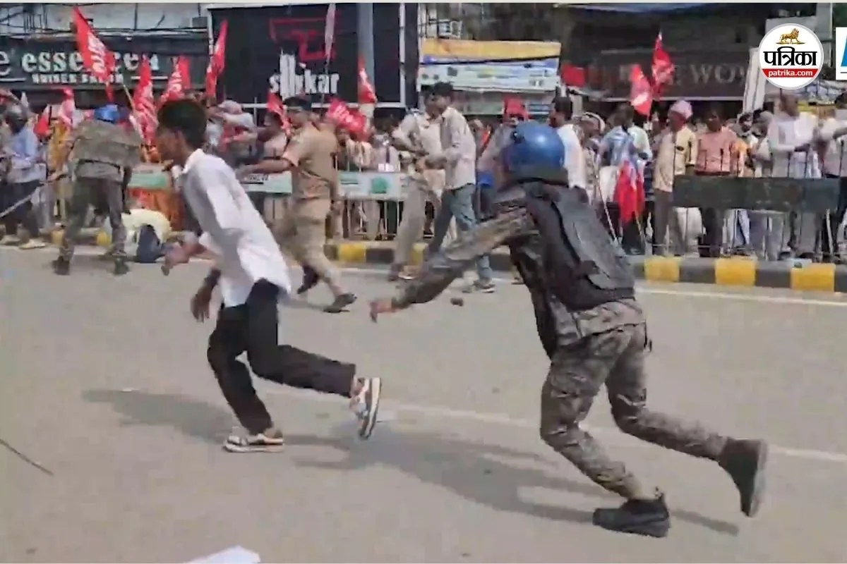 पटना में ज्ञानेश कुमार के खिलाफ प्रदर्शन पर लाठीचार्ज, संदीप सौरव बोले- 13 करोड़ नाम काटे गए, गिरफ्तारी तक लड़ेंगे