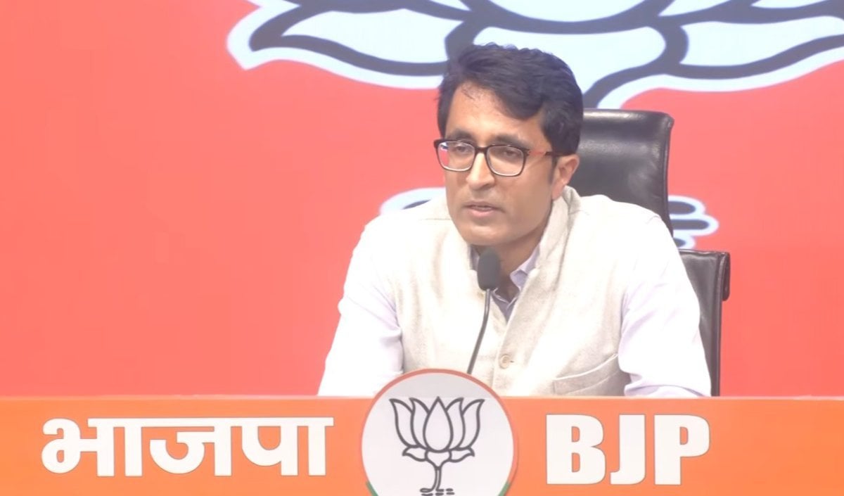 1980 Voter List विवाद: Sonia Gandhi पर BJP का वार, Pradeep Bhandari बोले- लोकतंत्र की चोरी हुई