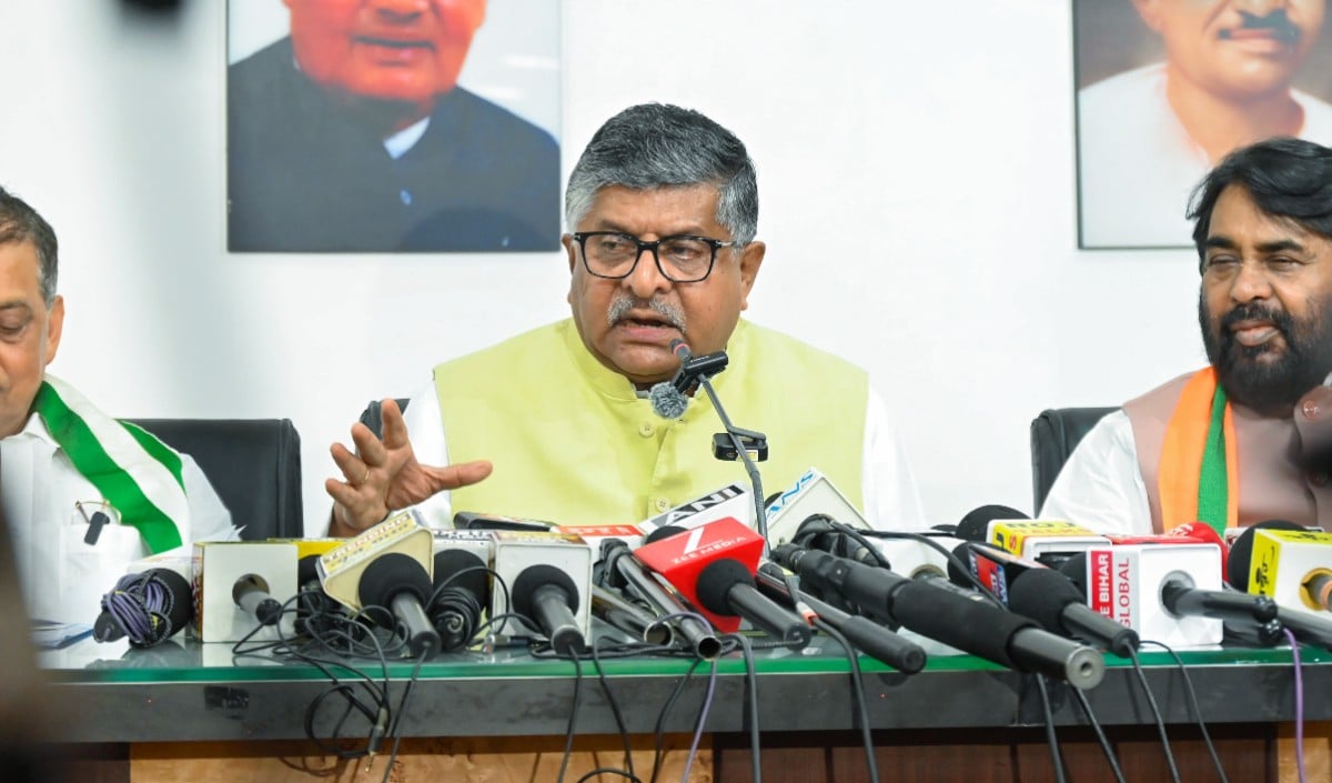 UPA के ‘Fragile Five’ से 7.8% GDP ग्रोथ तक: Ravi Shankar Prasad ने PM Modi के आर्थिक प्रबंधन को सराहा