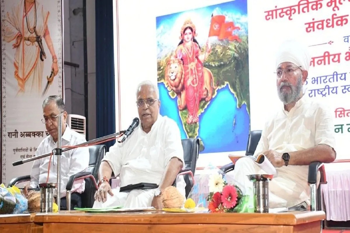 समन्वय और कर्तव्य पालन से ही समस्याओं का समाधान: जोशी
