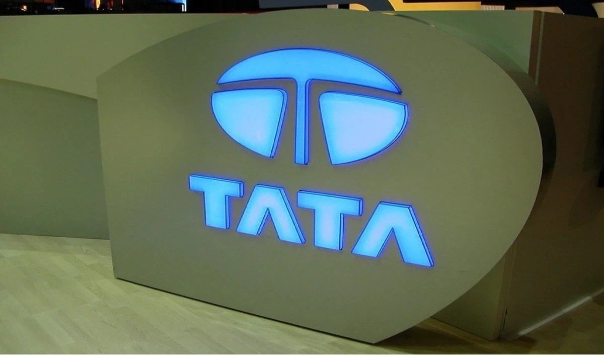 Tata Sons को RBI से झटका, Upper Layer NBFC से बाहर निकलने की अर्जी खारिज