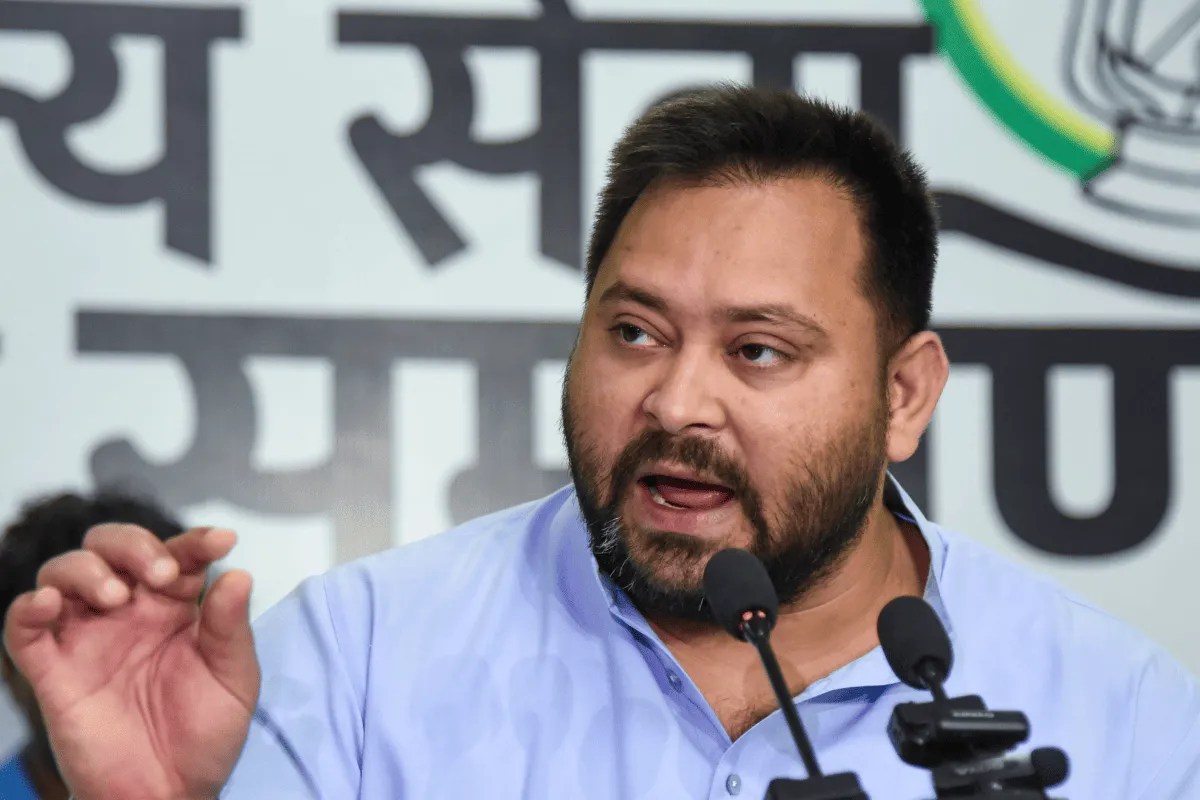 जमुई में छात्रा से बदसलूकी पर भड़के तेजस्वी, बोले- नौसिखिए हाथों में सौंपी बिहार की कमान, हालात के जिम्मेदार पीएम मोदी