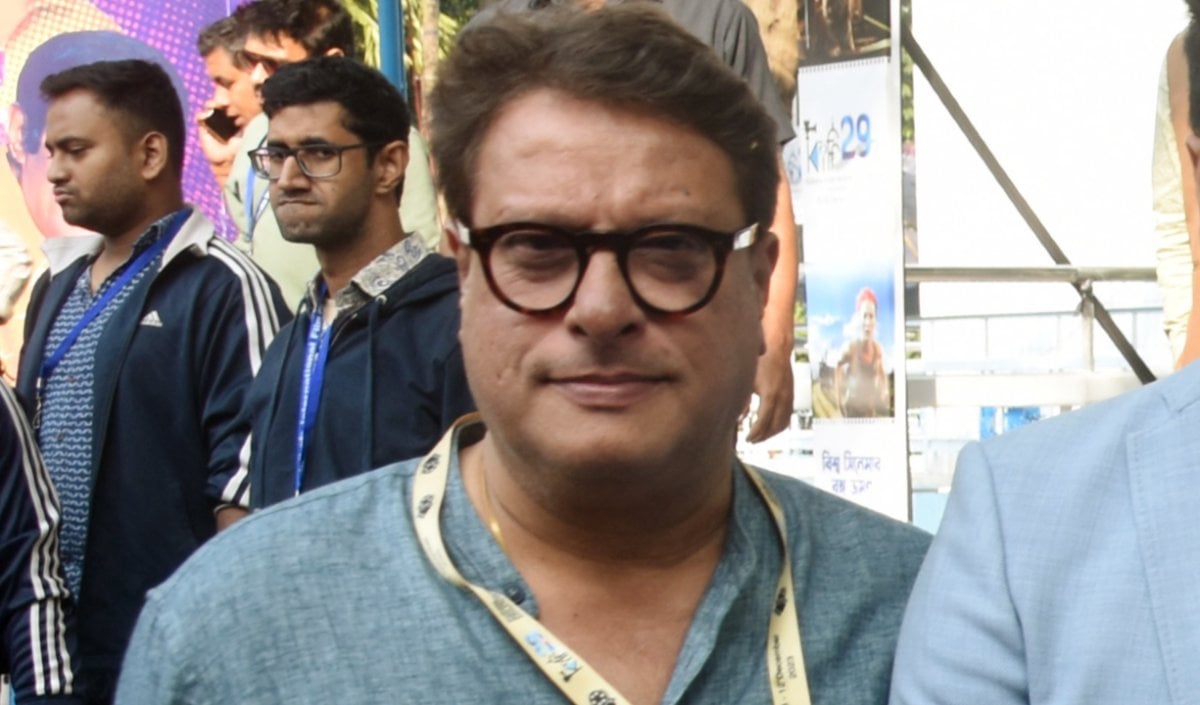Dhurandhar की कहानी को Tigmanshu Dhulia ने बता दिया बकवास? वायरल वीडियो से मचा हंगामा