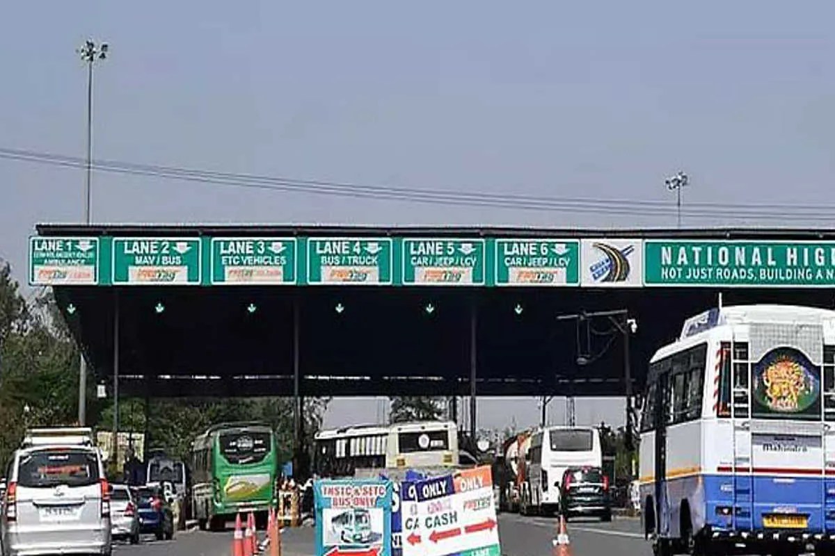 Toll Hike: तमिलनाडु में टोल का झटका, 25 प्लाजा पर नई दरें लागू, वाहन चालकों की जेब पर बढ़ा बोझ