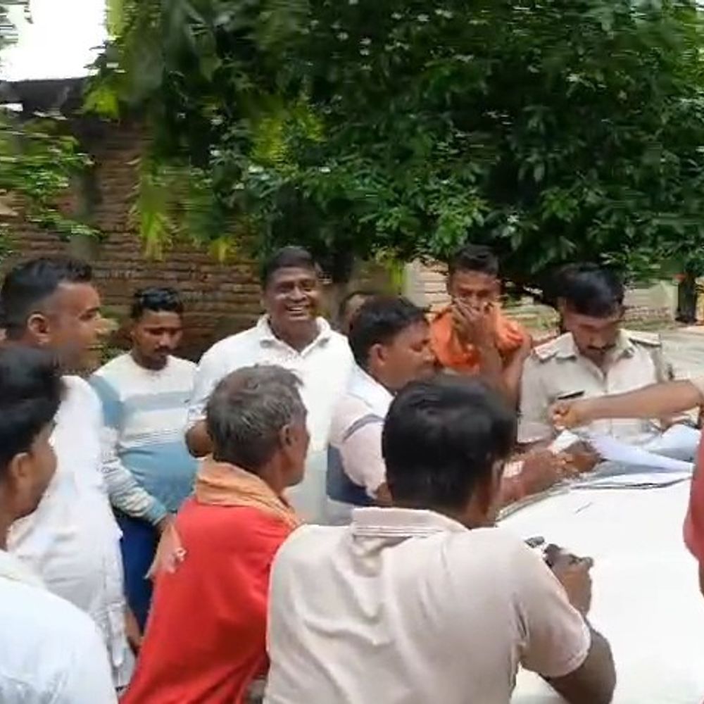 तीन दिन से लापता वृद्ध का शव नहर से बरामद:घर से मजदूरी के लिए निकले थे, परिजन कर रहे थे खोजबीन