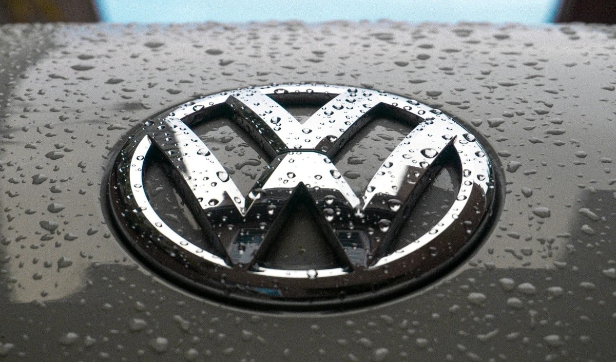 Volkswagen का 89 साल का सबसे बड़ा Restructuring Plan, 1 लाख Job Cut से बाजार में हलचल
