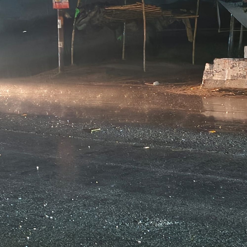मेरठ में 16 घंटे से लगातार हो रही बारिश:तापमान में आई गिरवाट,गर्मी और उमस से लोगों को मिली राहत