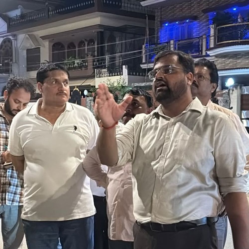 सीएम ग्रिड फेज-1 की धीमी रफ्तार पर नगर आयुक्त नाराज:बोले- 14 तक हर हाल में काम पूरा करने के निर्देश