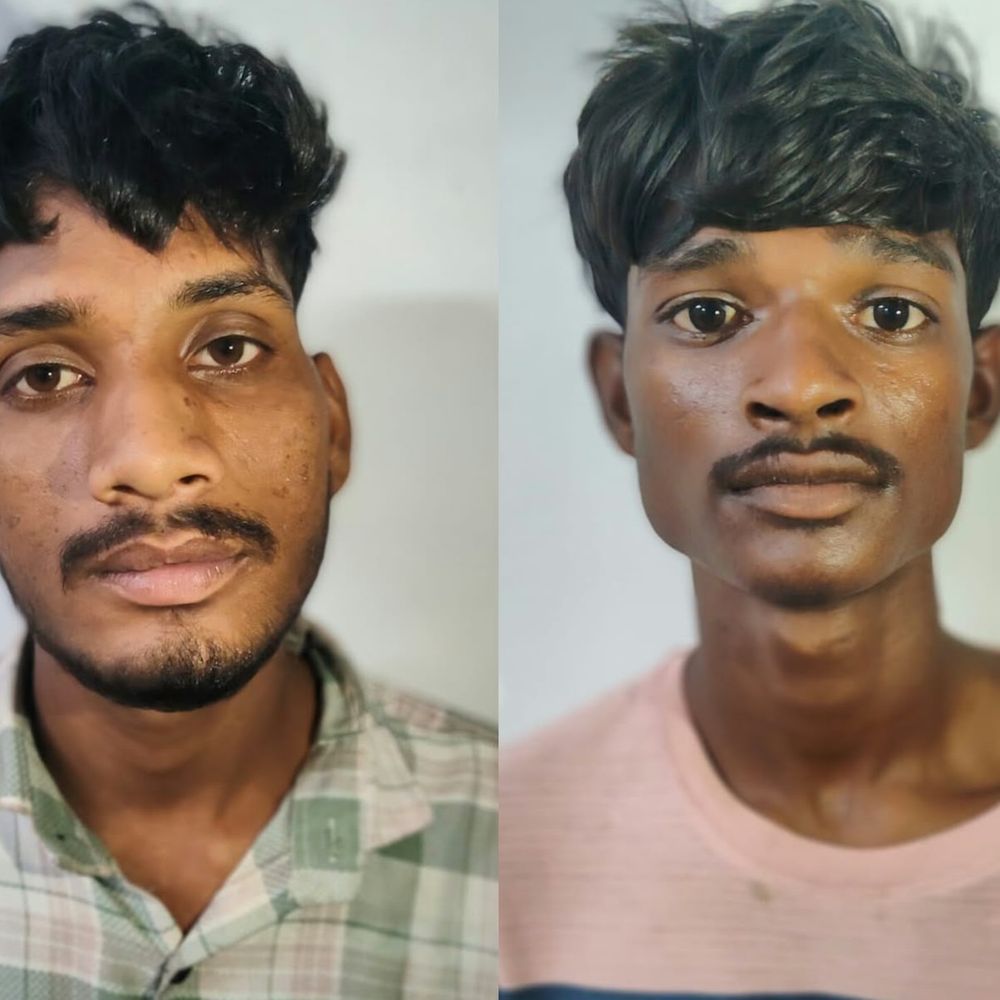 मोबाइल शॉप पर चोरी मामले में 2 आरोपी गिरफ्तार:17 हजार नकद, 55 स्माटफोन, 50 चार्जर और कीपेड बरामद, ओगणा थाना क्षेत्र का मामला