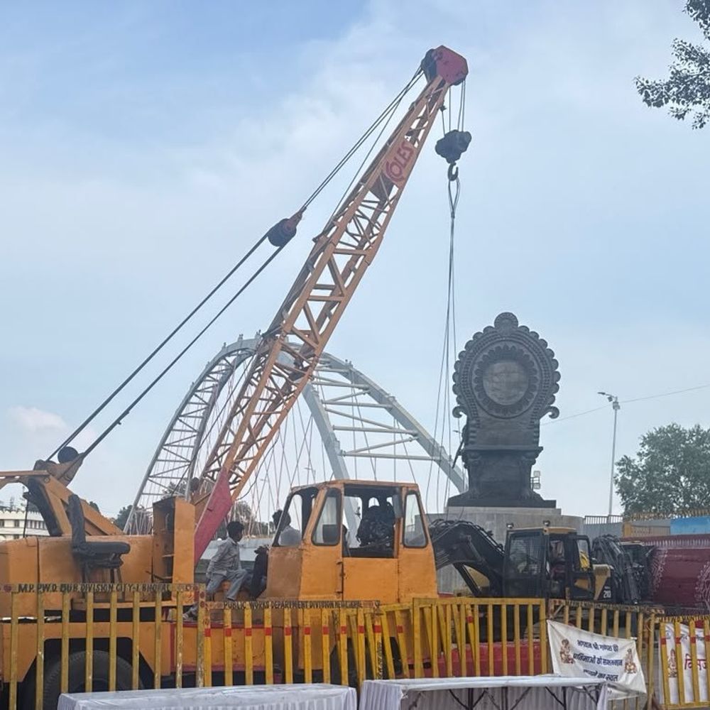भोपाल में गणेश मूर्तियों के विसर्जन की तैयारी:7 घाट पर 13 क्रेन, 12 पोकलेन, 184 गोताखोर तैनात; रास्तों में लगाई 1665 लाइट