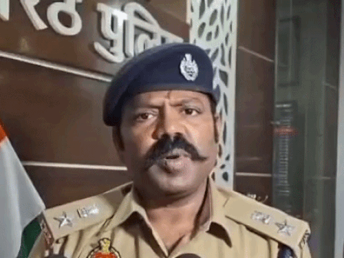 किठौर सर्किल से हटी सौम्या अस्थाना, CO क्राइम बनाई गई:विश्व ज्योति राय संभालेंगे अब किठौर, सिविल लाइन का जिम्मा एएसपी दीक्षा भोरिया पर