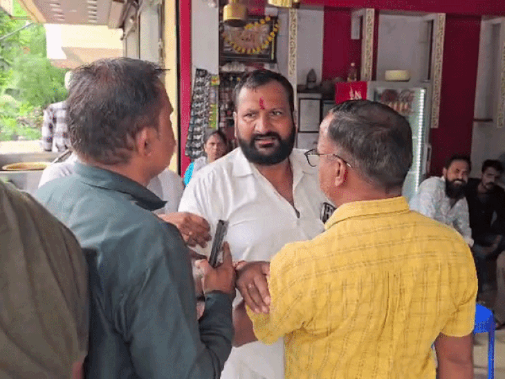 उदयपुर कांग्रेस का दावा, नगर निगम में बनेगा बोर्ड:उम्मीदवारों की बैठक में पार्टी नेता बोले-बाड़ेबंदी की जरूरत नहीं, हमें किसी का डर नहीं
