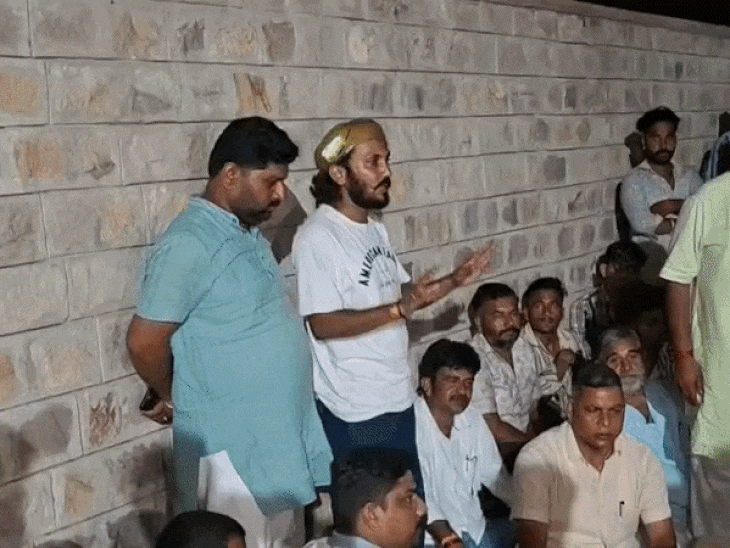देवीसिंह सुसाइड मामले में चार मांगों पर प्रशासन सहमत:तीसरे दिन किया धरना समाप्त, विधायक ने 10 लाख की घोषणा की