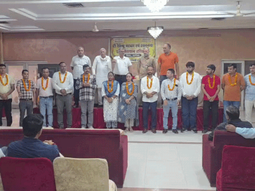 पानीपत पटवार कानूनगो एसोसिएशन के फिर प्रधान बने प्रवीन रावल:द्विवार्षिक चुनावों में दिलवार को तीसरी बार चुना सचिव; तहसील स्तरीय कार्यकारिणी भी गठित